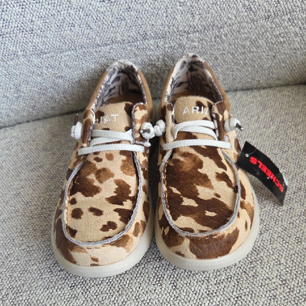 Ariat Tan and Cream Moccasins